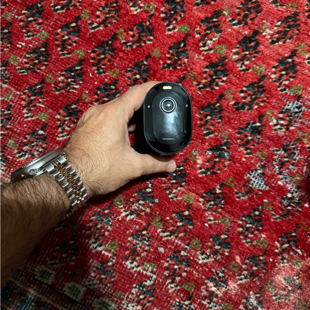 Arlo pro4 Home Secretary wireless camera